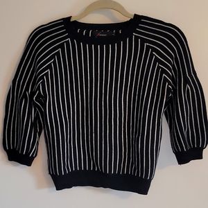 Puffed sleeve Knit Top